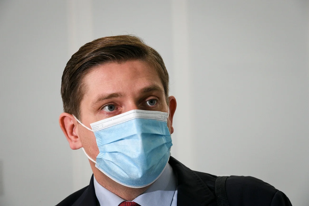 Bartosz Kownacki przysypiał na posiedzeniu jednej z komisji?
