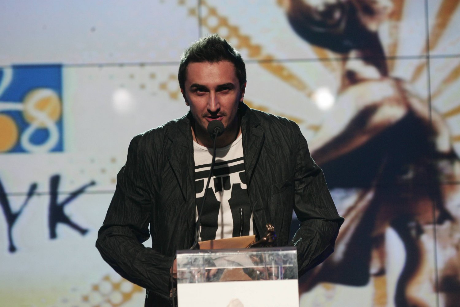 Fryderyki 2008 - nominowany również w tym roku Sebastian Karpiel-Bułecka odbiera nagrodę