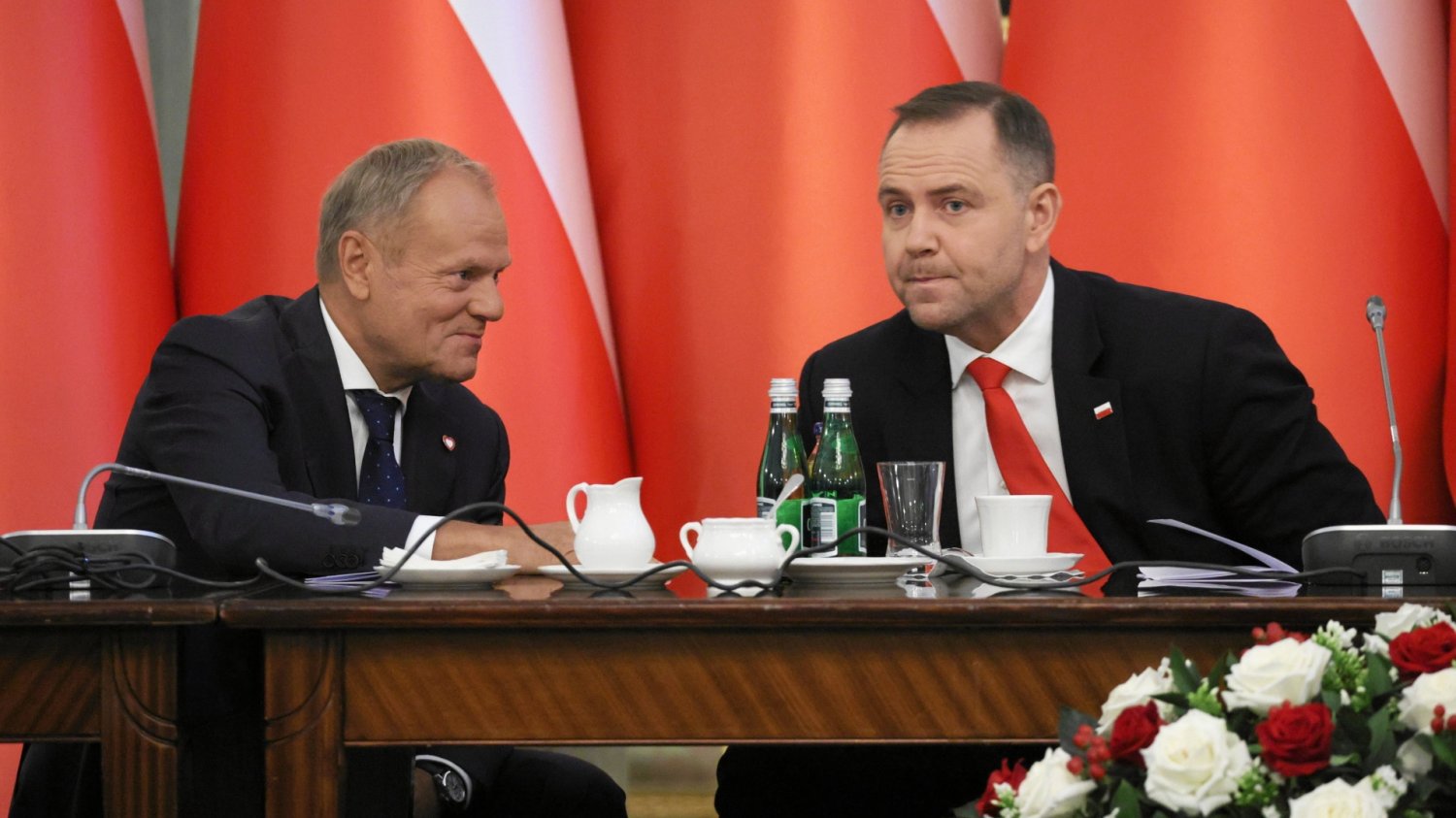 Nawrocki się ugiął. Podpisał rządowe ustawy o pomocy Ukraińcom i prądzie