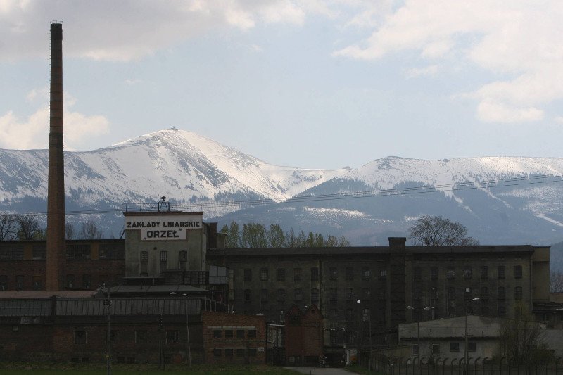 Tak jeszcze niedawno wyglądała przędzalnia. Dziś to rumowisko