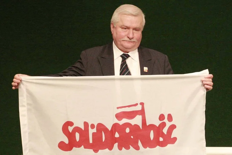 Lech Wałęsa - symbol "Solidarności" i najsłynniejszy polski wąsacz.