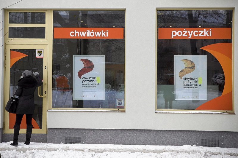 To zdjęcie jest już nieaktualne. Matki nie biorą chwilówek, bo dostają je od rządu.