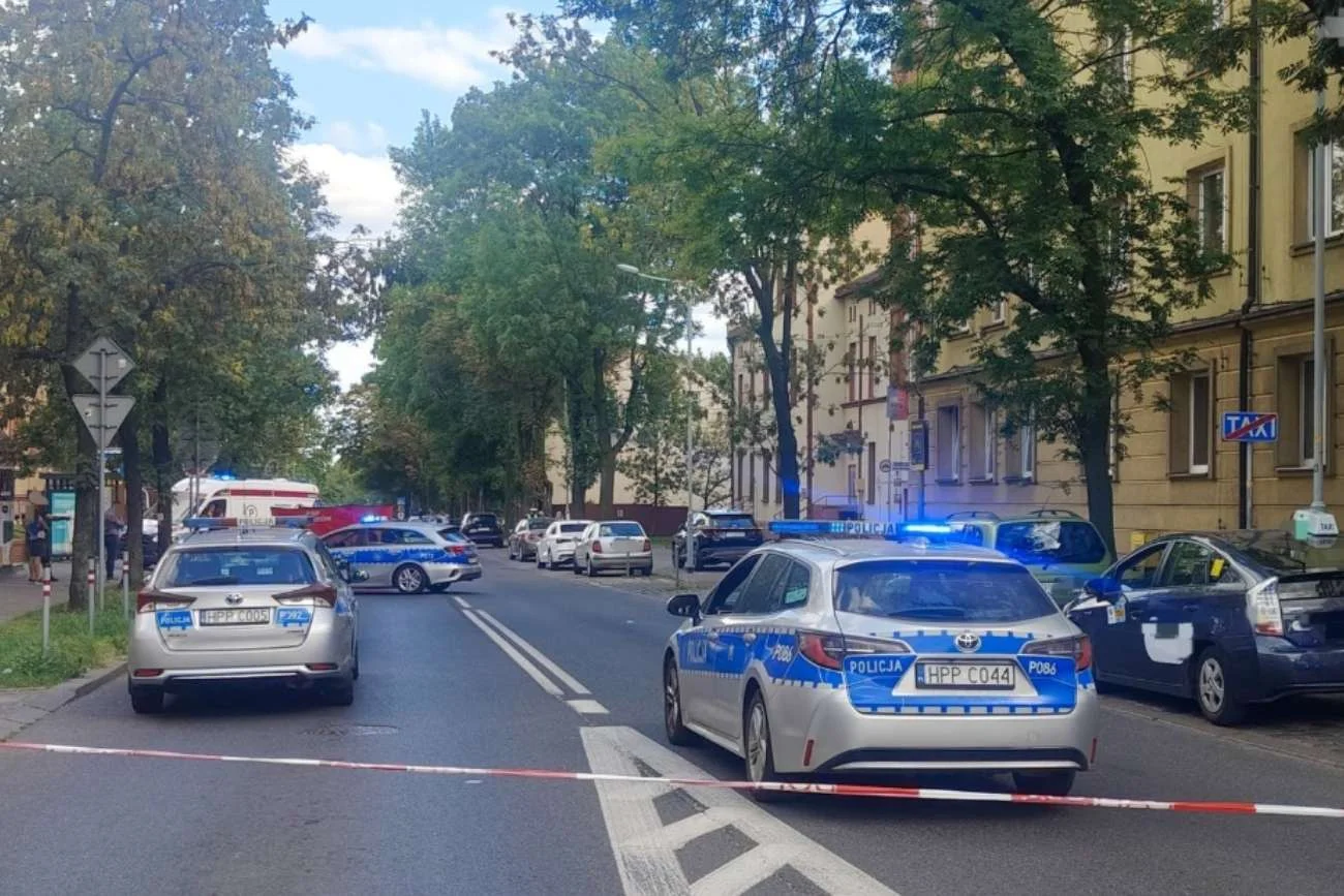 Atak nożownika w Chorzowie. Ofiara miała być przypadkowa Atak nożownika w Chorzowie. Zmarły miał być przypadkową ofiarą.