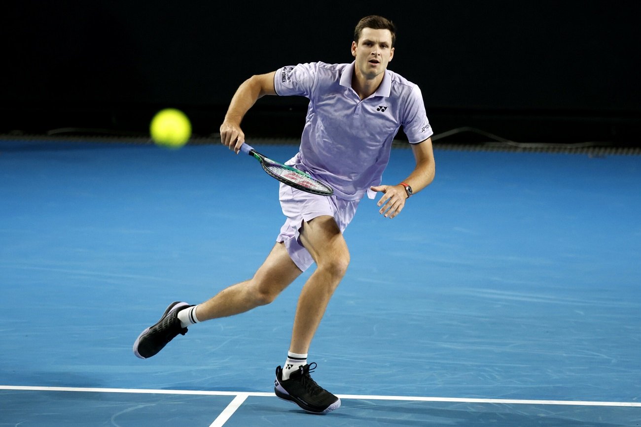 Hubert Hurkacz wygrał z Lorenzo Sonego.