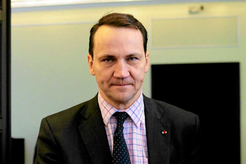 Radosław Sikorski o działaczach Greenpeace zatrzymanych w Rosji: "Wiedzieli, na co się ważą"