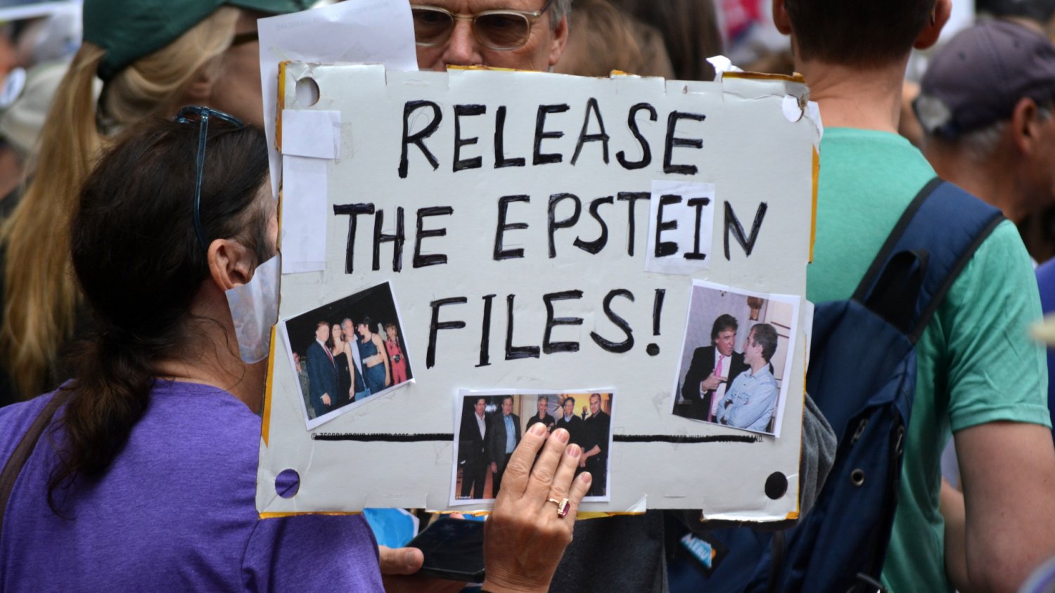 Jeffrey Epstein pisał z polską modelką. Na zdjęciu pozuje z Billem Gatesem