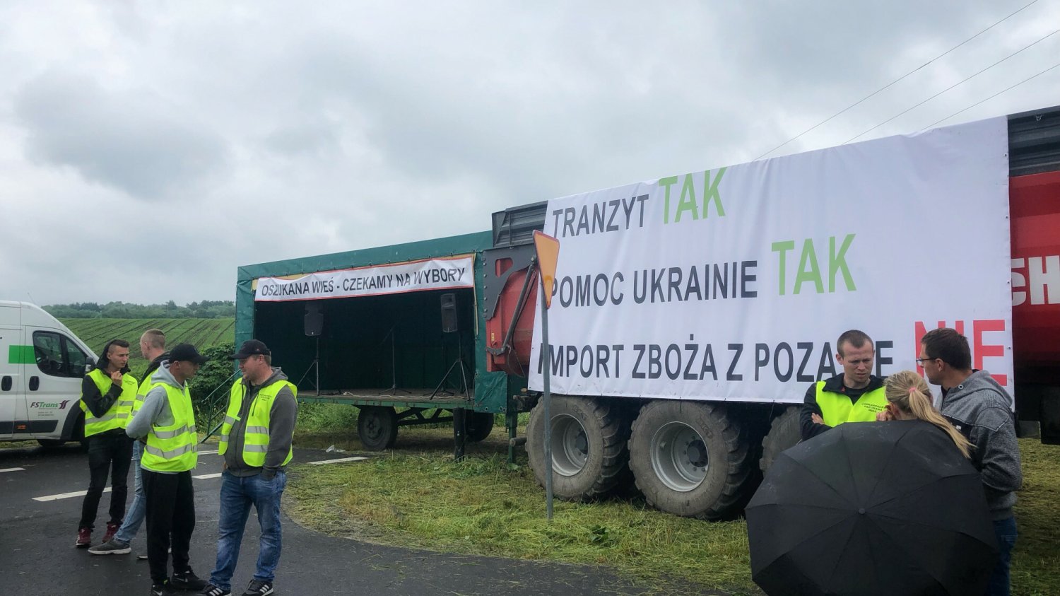 Rolnicy protestują w Medyce już od miesięcy.