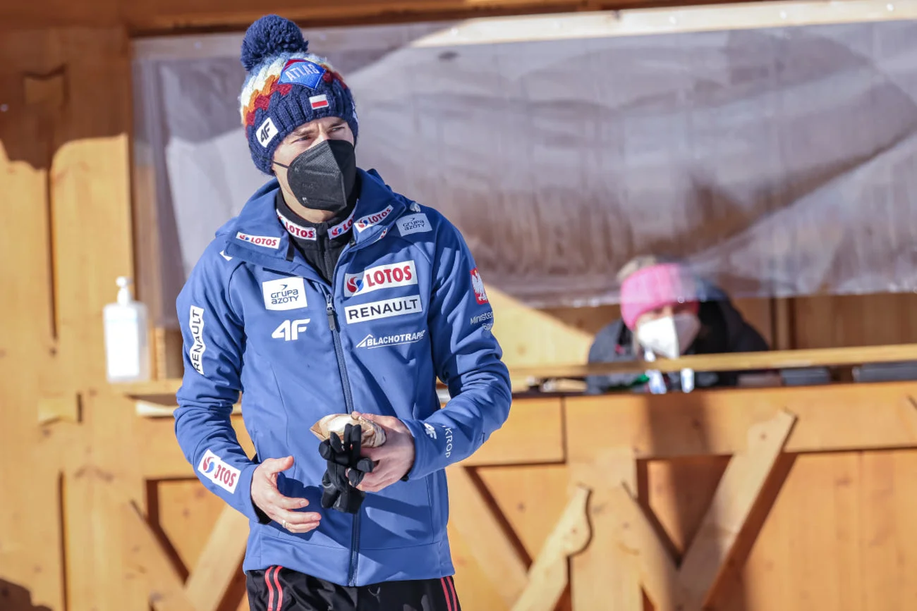 Kamil Stoch po nieudanych kwalifikacjach w Innsbrucku będzie miał teraz chwilę na odbudowę swojej formy.