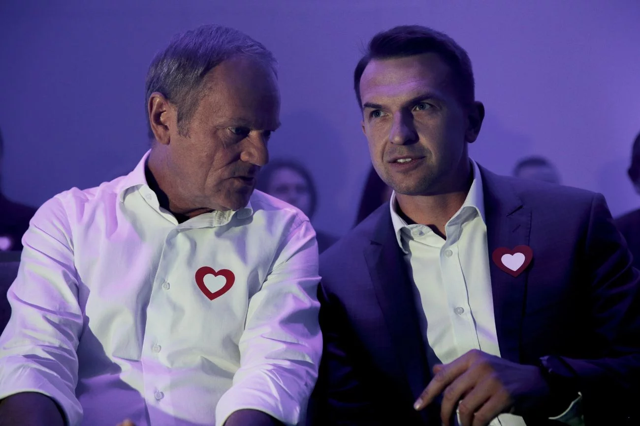 Adam Szłapka oficjalnie rzecznikiem rządu.  Donald Tusk potwierdza.