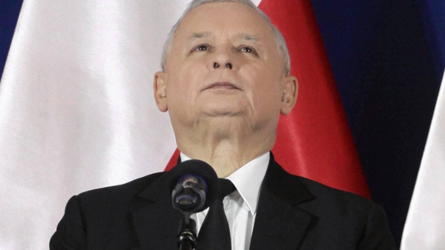 Jarosław Kaczyński przystąpił do formowania „liczącego dziesiątki tysięcy osób korpusu wolontariuszy”