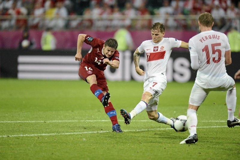 Eugen Polanski (7) i Damien Perquis (15) podczas meczu Polska - Czechy