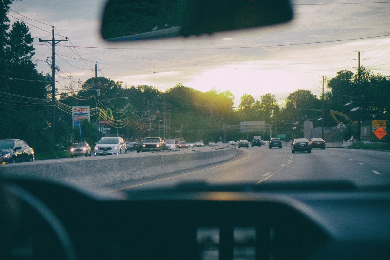 Posiadacze UBI mają szanse na duże zniżki - jeśli tylko jeżdżą ostrożnie