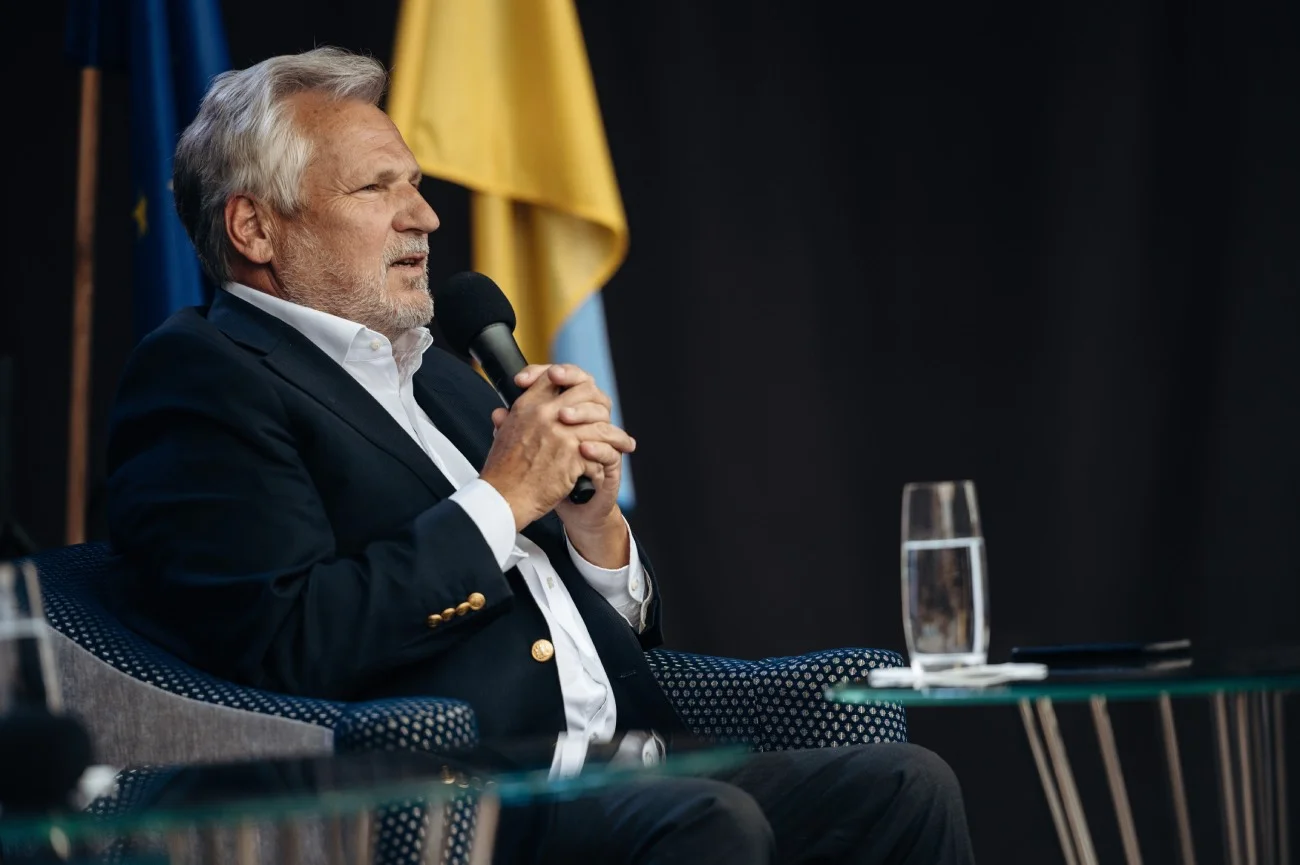 Kwaśniewski skomentował powrót Tuska do PO w rozmowie z Robertem Mazurkiem z RMF FM.