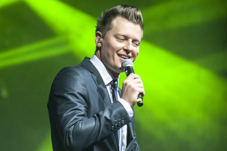 Rafał Brzozowski zażądał przeprosin za nazwanie go beztalenciem.