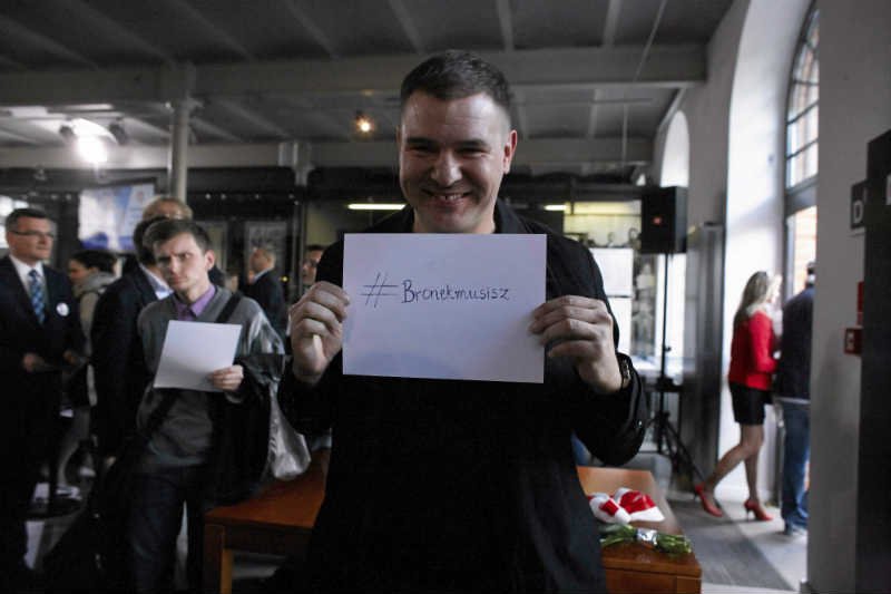 Tomasz Karolak bierze rozwód z Platformą Obywatelską.