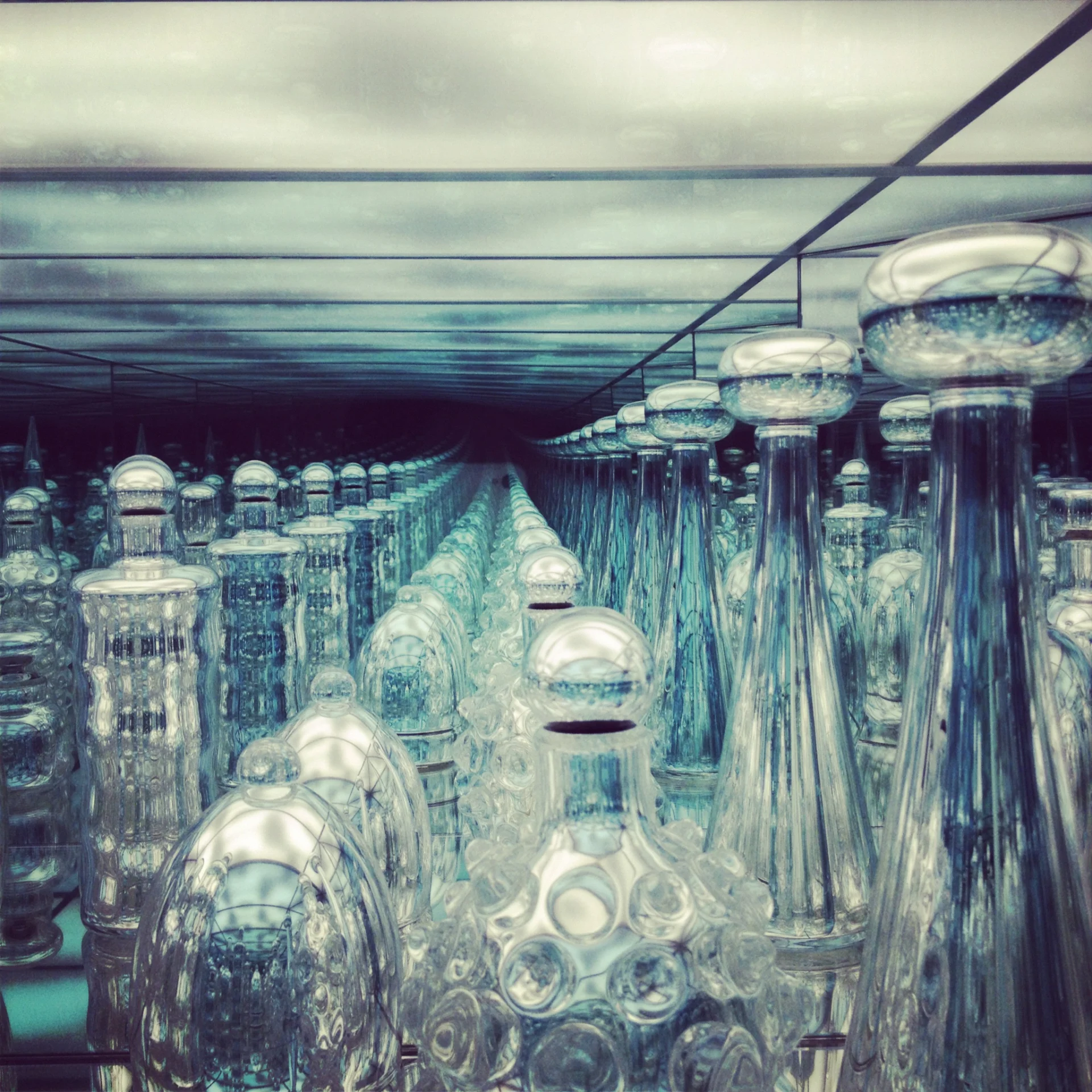 Josiah McElheny, Endlessly Repeating Twentieth Century Modernism, 2007
Museum of Fine Arts Boston