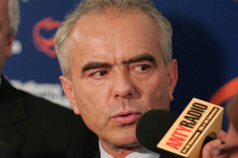 Wiceminister transportu Tadeusz Jarmuziewicz twierdzi, że sprawa jego wizyty w restauracji ma przykryć nieudolność GDDKiA