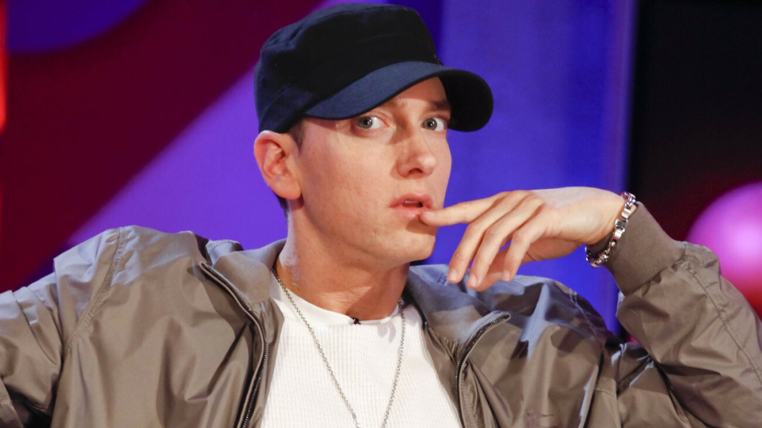 Eminem zapowiedział dwunasty album pod tytułem "The Death of Slim Shady (Coup de Grace)" Eminem zapowiedział dwunasty album pod tytułem "The Death of Slim Shady (Coup de Grace)" (zdjęcie z 2010 roku)