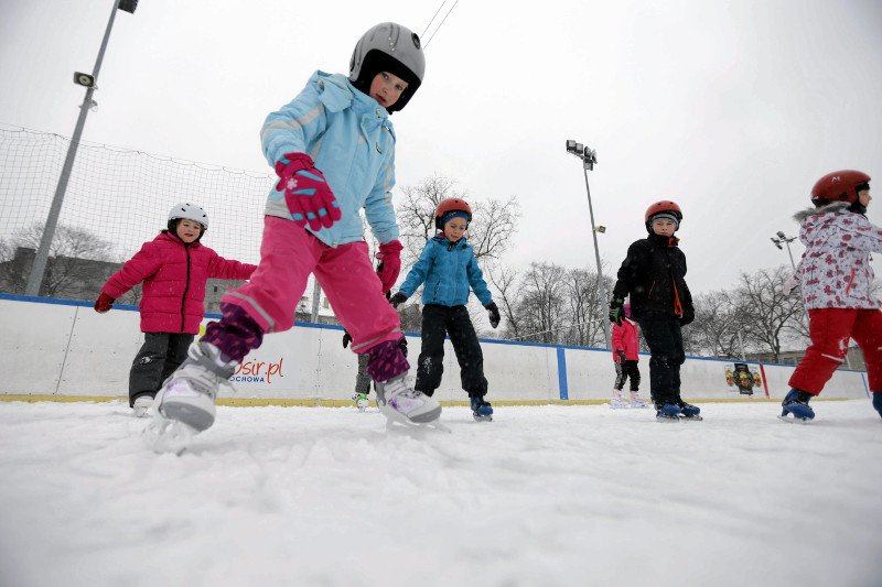 W miastach ruszają zimowe atrakcje.