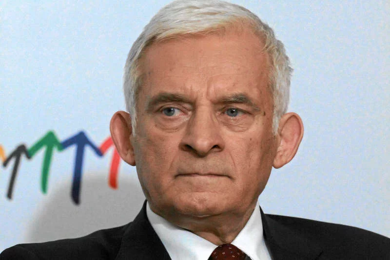 Jerzy Buzek myśli o zostawieniu Platformy