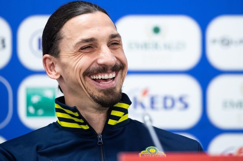 Zlatan Ibrahimović jest fanem polowań i w 2011 roku w Afryce zabił lwa. W Szwecji zawrzało