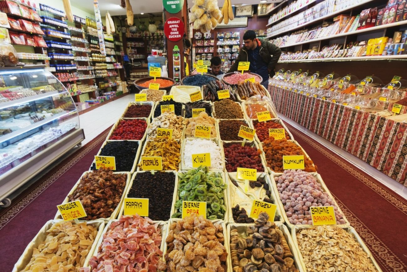 Turcy naciągają turystów na herbatę