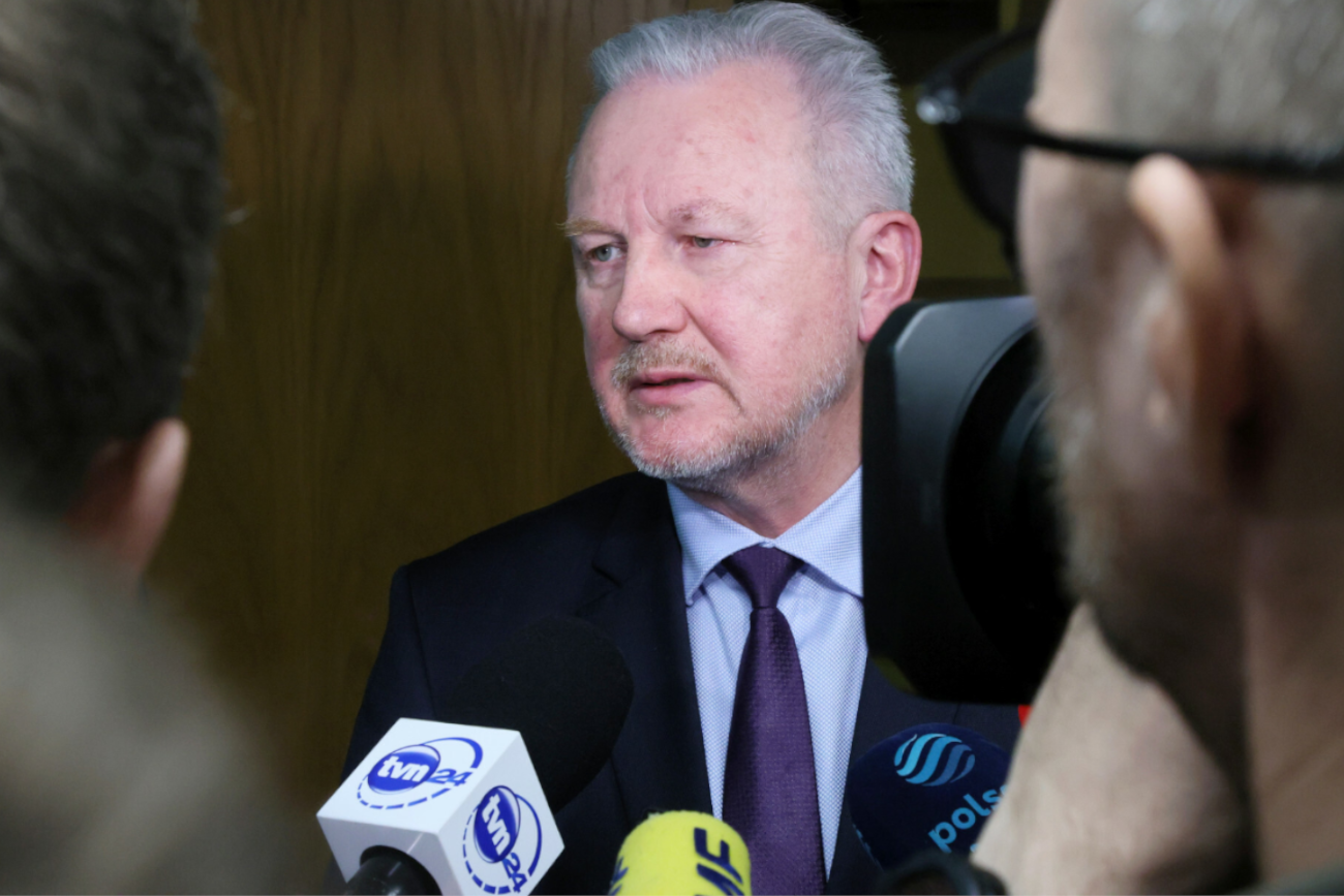 Jest wyrok dla sprawców pobicia Kwaśniaka! Były szef KNF czekał na niego 10 lat.