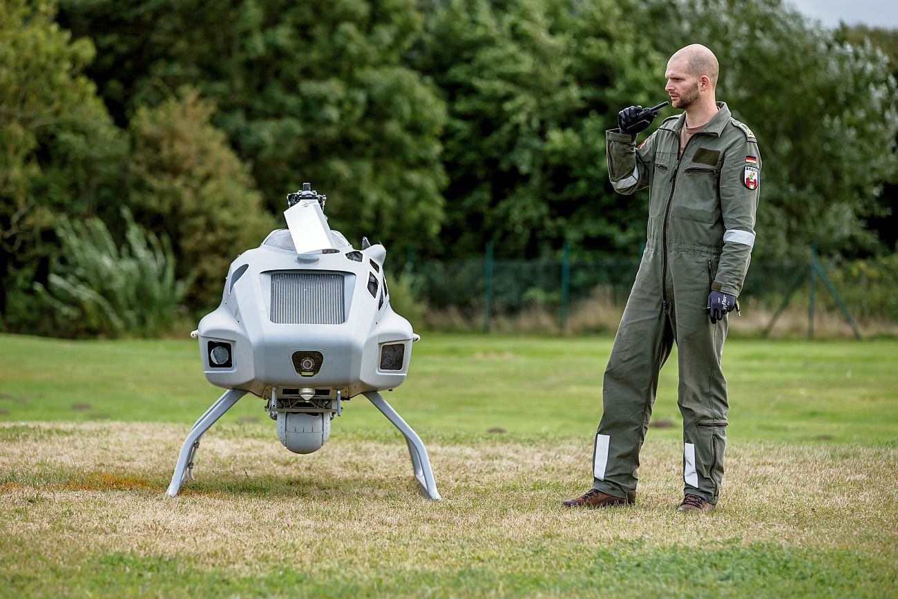 Pomysł szefa Bundeswehry. Chce mieć drony do polowania na drony