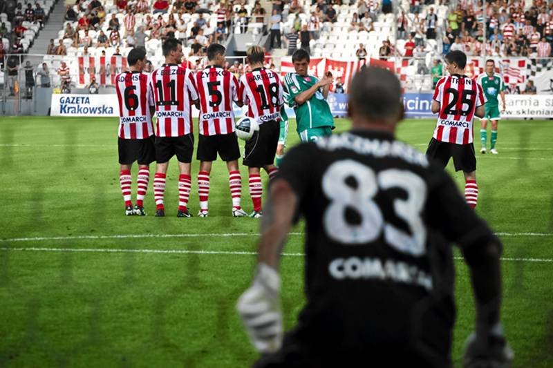 Rzut wolny można wykonać w nietypowy sposób