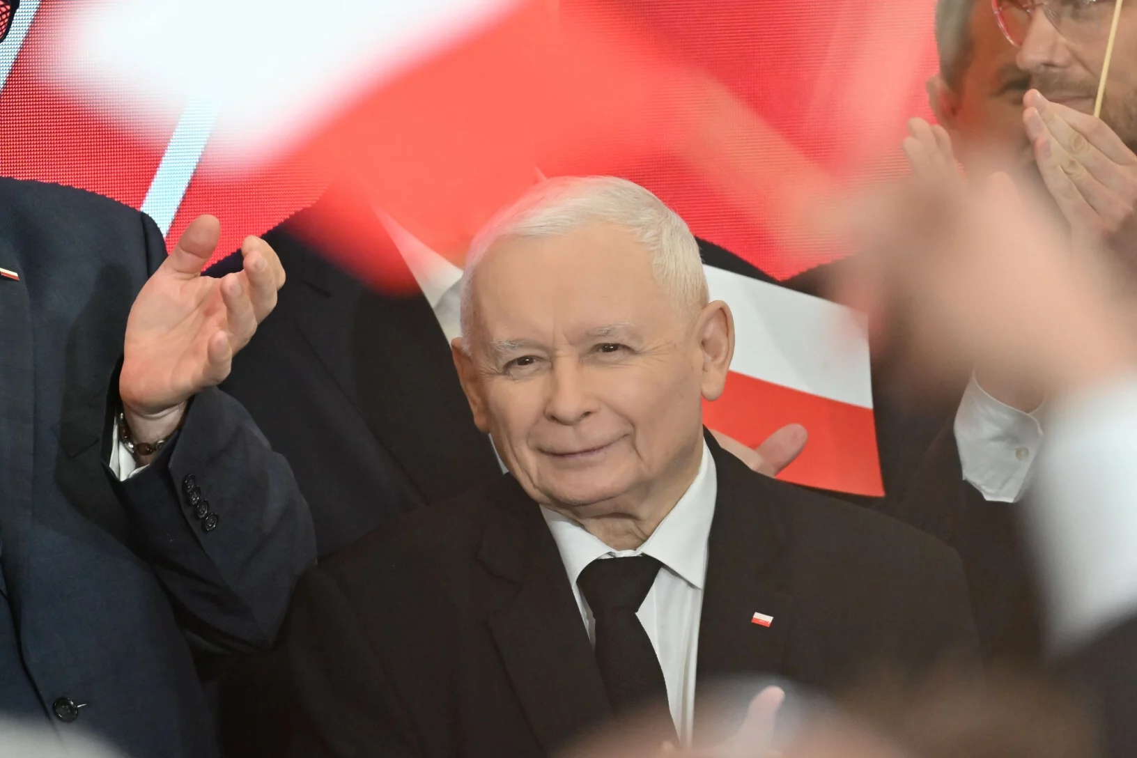 Kaczyński komentuje wyniki wyborów. "Jest lepiej niż było w planie"