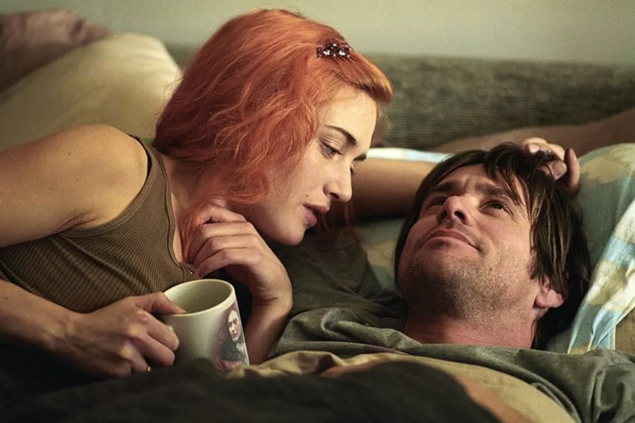 Kate Winslet i Jim Carrey w filmie "Zakochany bez pamięci"