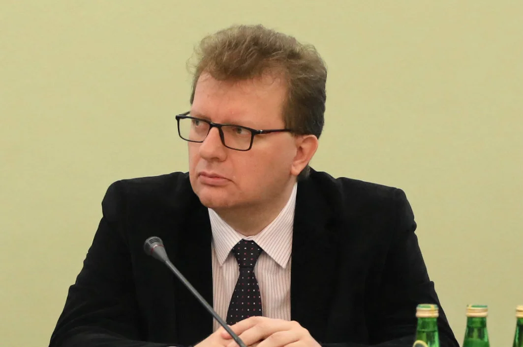 Piotr Babinetz przebywa w szpitalu. Jak potwierdziła policja, poseł PiS był trzeźwy w trakcie wypadku.