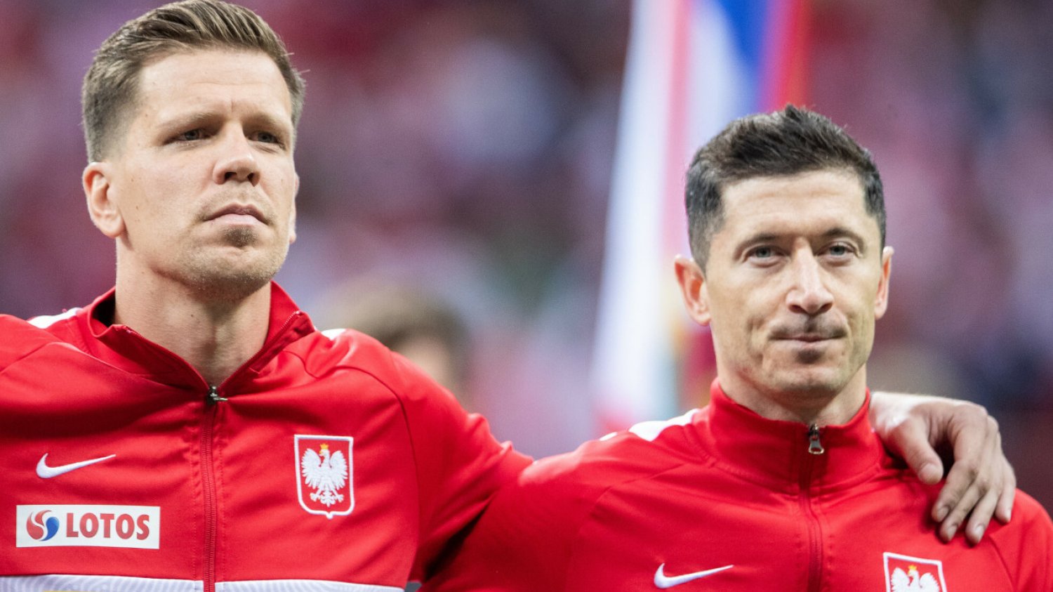 Wojciech Szczęsny i Robert Lewandowski są w czołówce najlepiej zarabiających piłkarzy za mecze dla polskiej kadry.