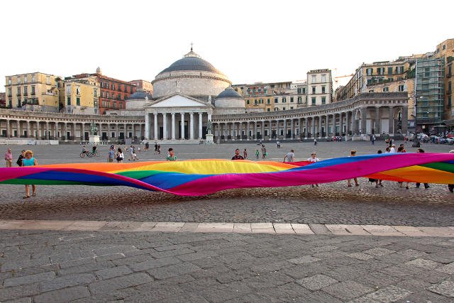 Walka Włochów o wprowadzenie związków homoseksualnych zakończyła się sukcesem.