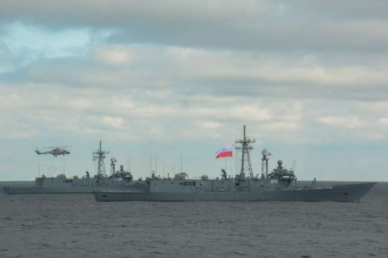 Jeden polski marynarz nie żyje, drugi jest ranny. Do tragedii doszło na manewrach wojskowych w Szwecji.