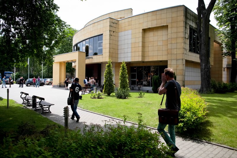 "Variety" uwzględniło w swoim zestawieniu PWSFTviT.