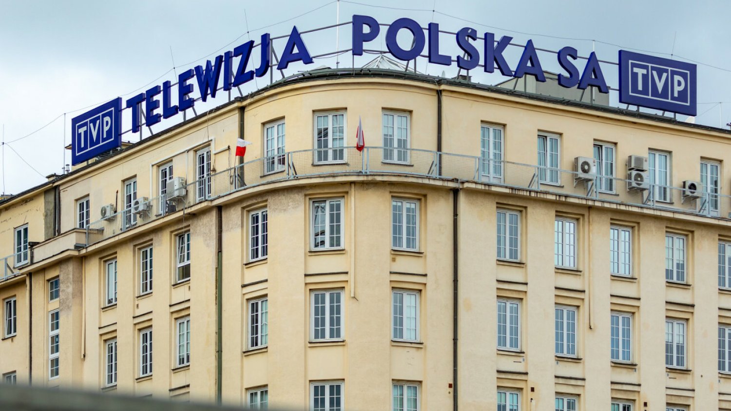 Tak się zarabia w państwowych mediach. TVP ujawnia zarobki dyrektorów.
