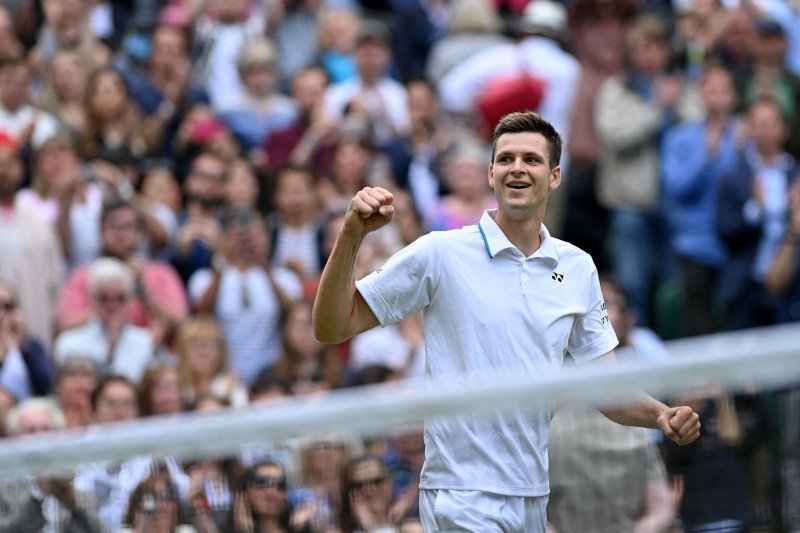 Hubert Hurkacz jest już o krok od wielkiego finału na kortach Wimbledonu