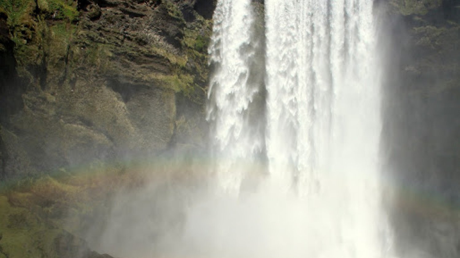 Wodospad Skogafoss (Islandia)