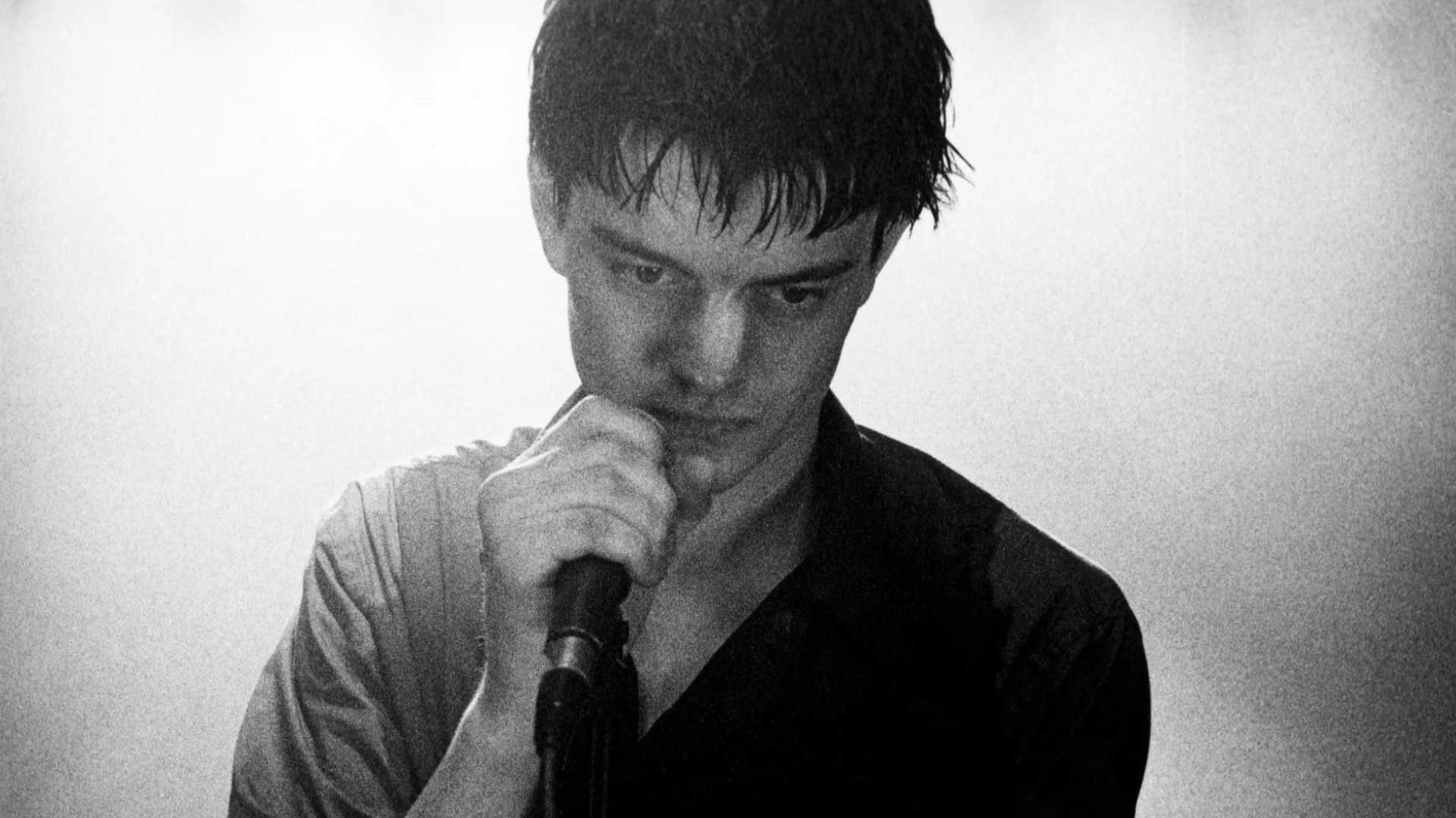 Sam Riley w filmie "Control"