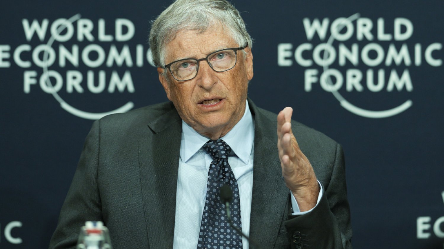 Bill Gates: Śmiertelność podczas pandemii mogła być znacznie wyższa