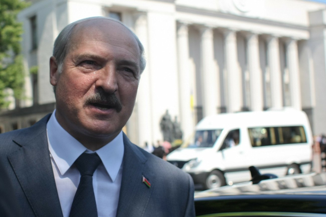 Aleksandr Łukaszenka krytykuje białoruskich hokeistów po przegranej z Polską.