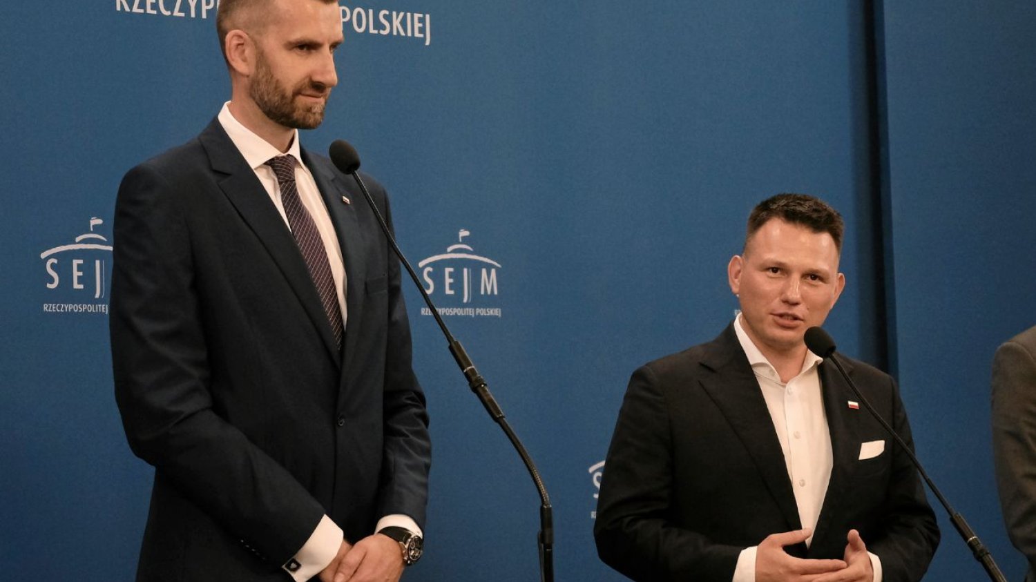 Znany polski siatkarz dołączył do partii Mentzena. Poparł go też przed I turą. Marcin Możdżonek w partii Mentzena. Został członkiem Nowej Nadziei.