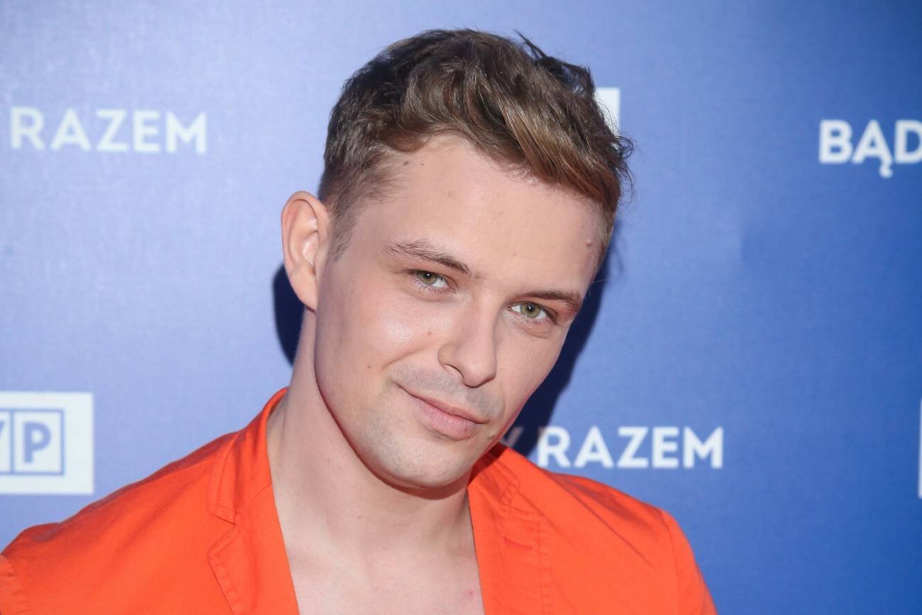 Marek Molak szerokiemu gronu odbiorców dał się poznać jako Hubert z "Barw szczęścia".