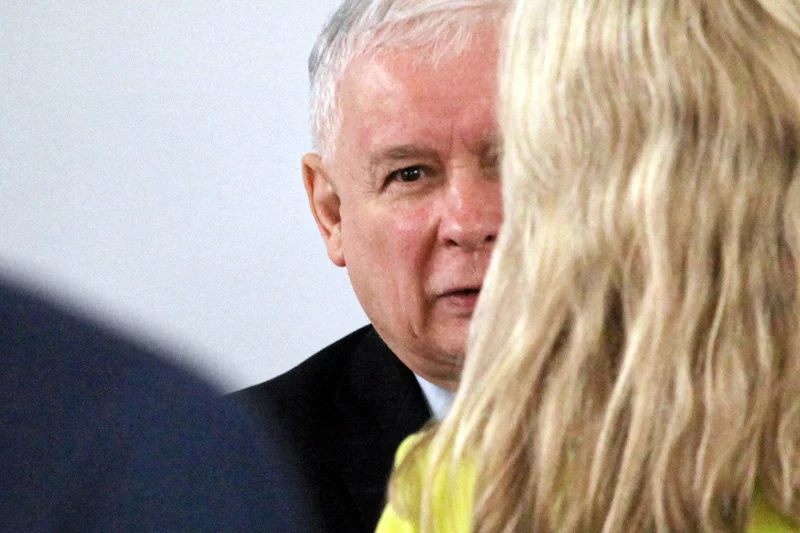 Jest tylko jedna grupa ludzi, od których tak bardzo przyszłość Jarosława Kaczyńskiego i całego PiS. Kim są ci Polacy?