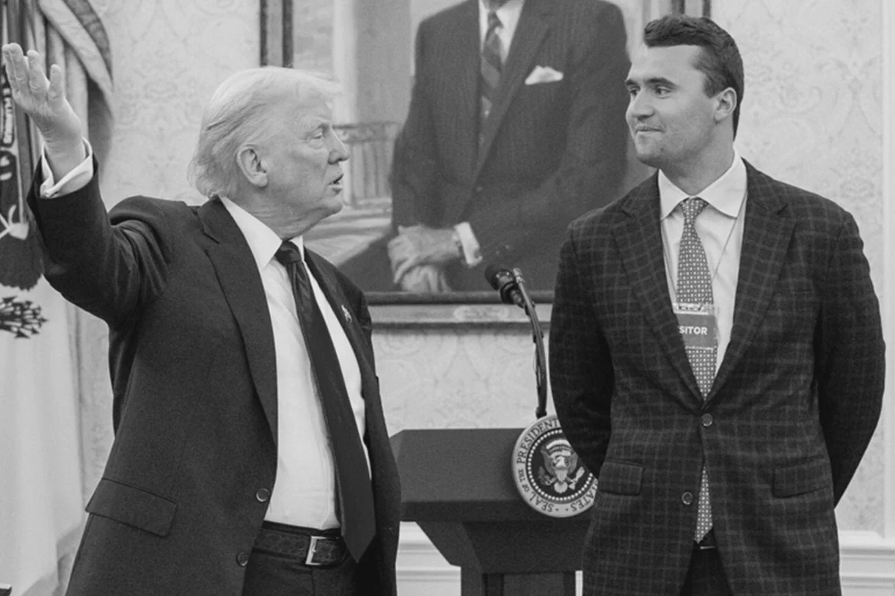 Charlie Kirk zginął w wyniku postrzału. Są nowe informacje w sprawie.
