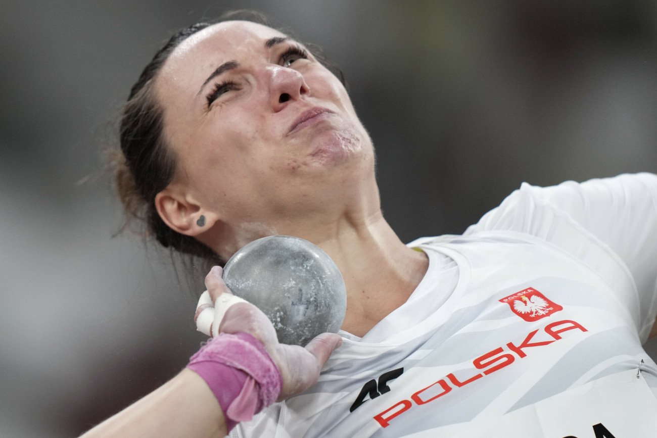 Paulina Guba (na zdjęciu) i Klaudia Kardasz nie awansowały do olimpijskiego finału konkursu pchnięcia kulą