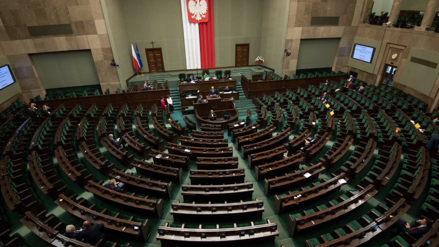 pusta sala plenarna w Sejmie