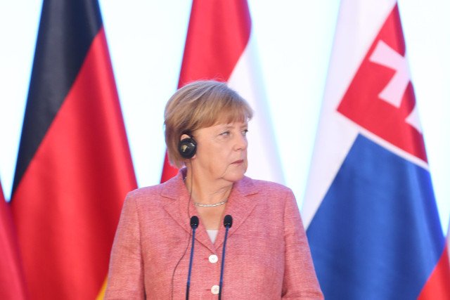 Angela Merkel przekonuje, że nie można akceptować postawy krajów, które odmawiają przyjmowania uchodźców.