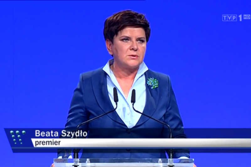 "Wiadomości" TVP 1 zalały premier Szydło potokiem wazeliny.